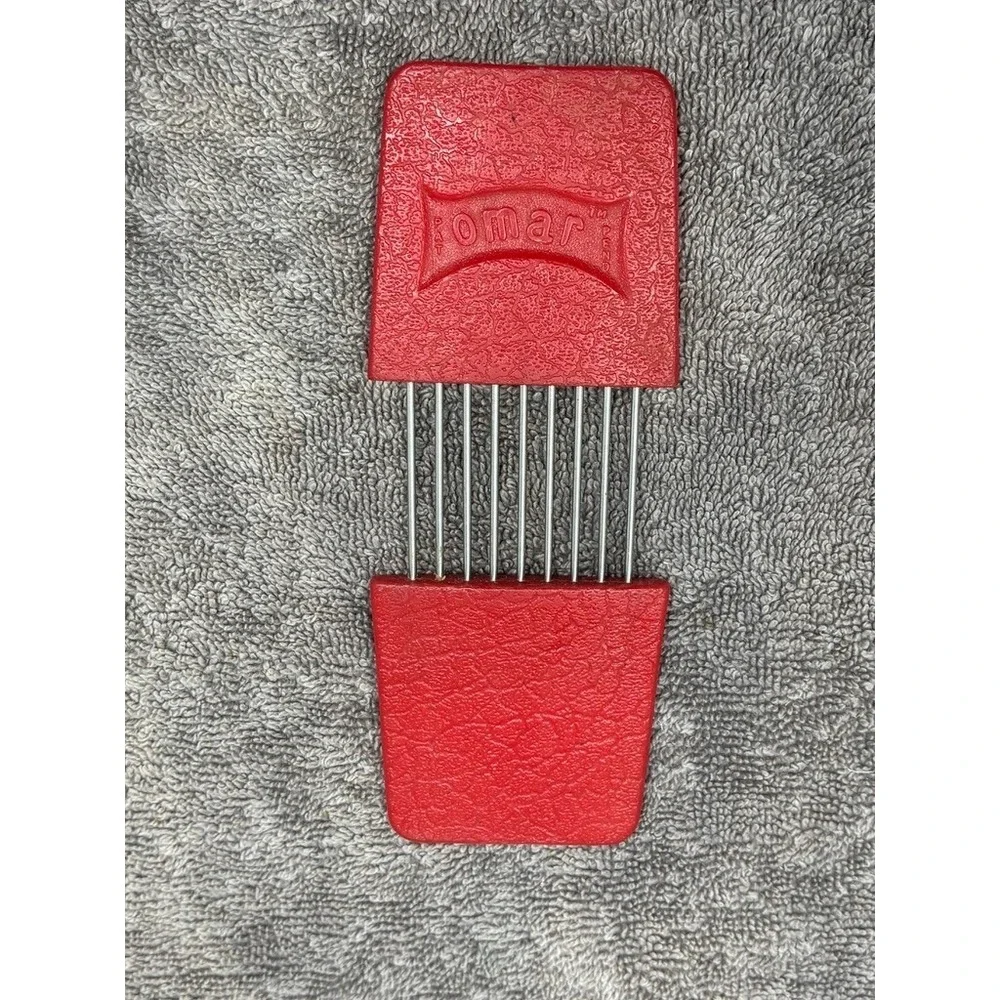 Vtg Omar Hair Pick Red Metal Tine Lift Tool Portable Case